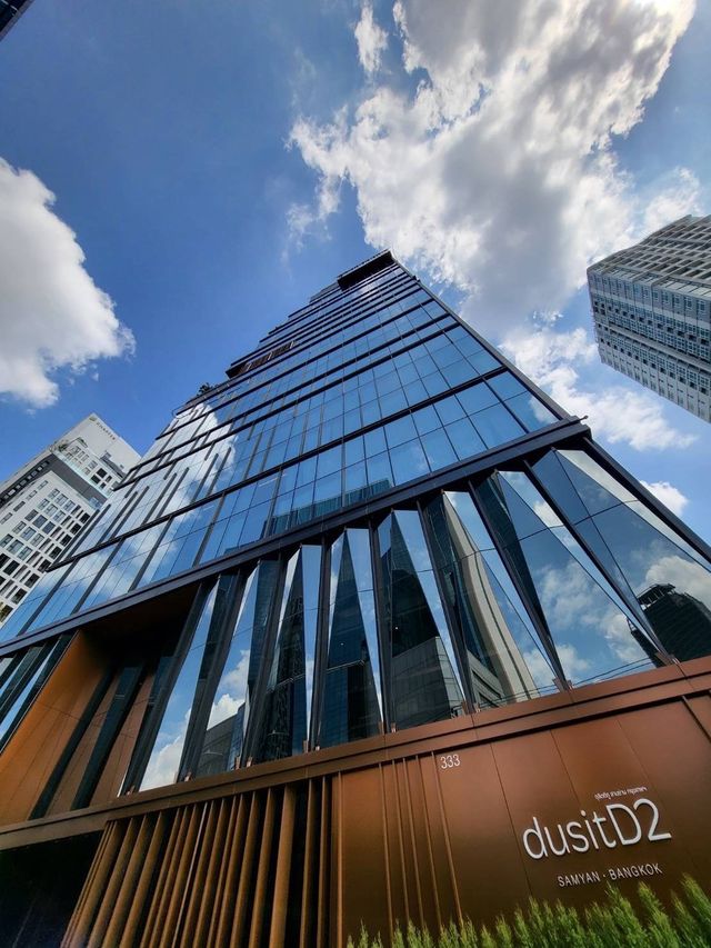 โรงเเรมใหม่กลางกรุง dusitD2 Bangkok