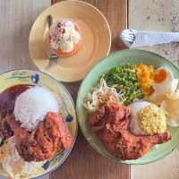 the best halal food by Nellis Cafe