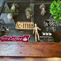 The Rabbit คาเฟ่น่านั่ง ตลาดน้ำบางน้ำผึ้ง 