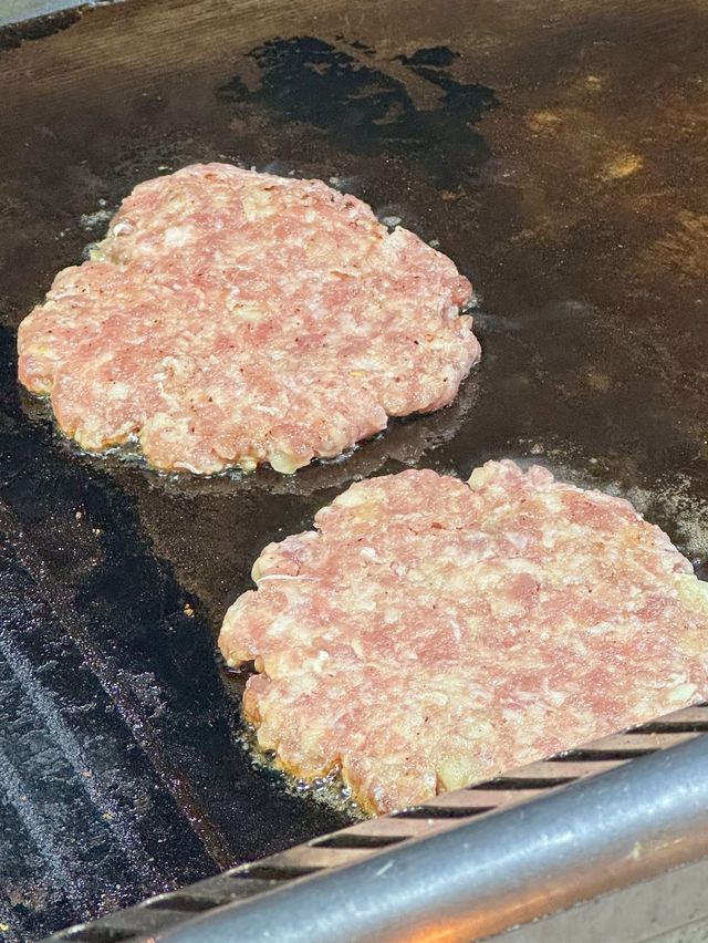 Homemade Burger @เซนทริก 🍔