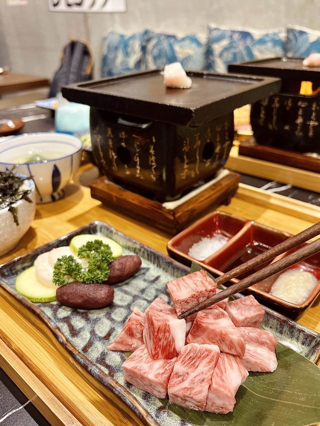 香港美食🍀一人燒肉推介❗️石燒A4日本黑毛和牛店