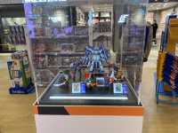 TOYSRUS pop-up store 🏬 