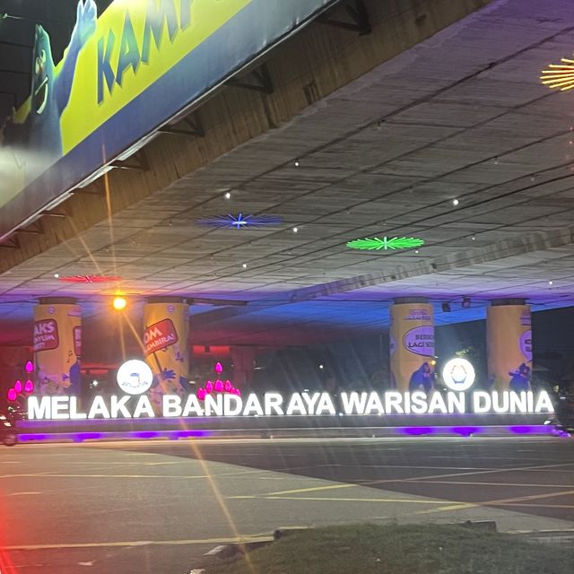 A must visit to Taming Sari Tower🤩