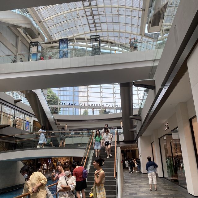 Shopping Paradise