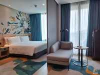 ที่พักนอนสบาย Holiday Inn & Suites Siracha Laemchabang 