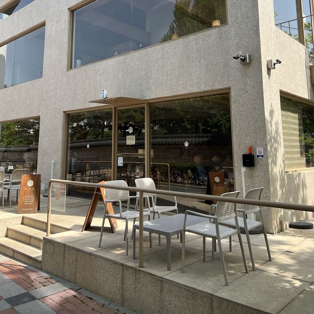 【 韓国 】開放感たっぷり！金海カフェ☕️