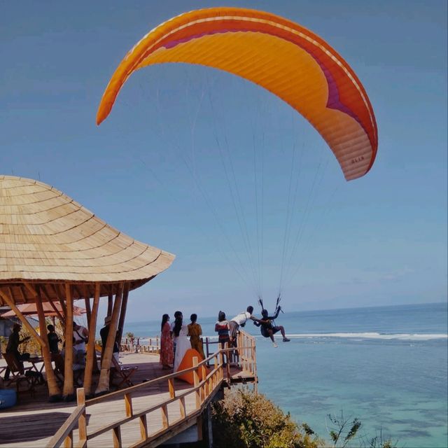 Riug Paragliding, Bali