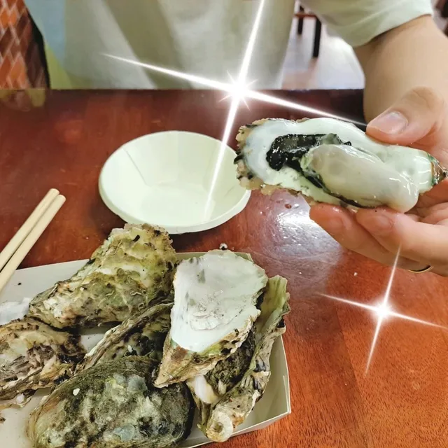 礁溪美食之旅😋現烤生蚵🦪、三星蔥油餅、芒果冰沙