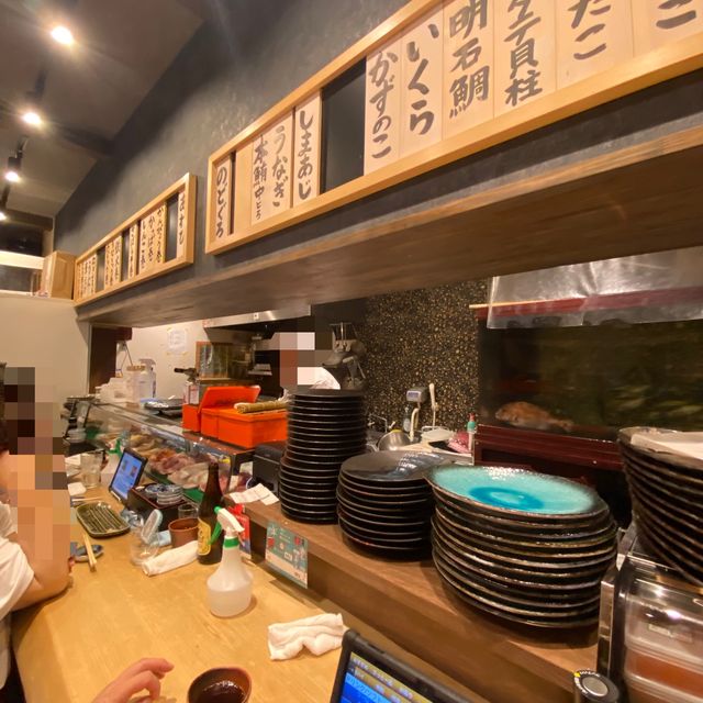 明石魚の棚「すし左衛門」盛合せA1,089円！安くてうまい寿司！お通し・席料不要！