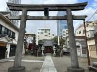 東京・押上。スカイツリーが写り込む景色『押上天祖神社』