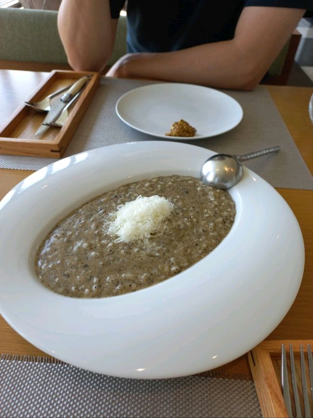 제주 그랜드조선 루브리카 런치