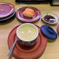Belt sushi at Sushiro 