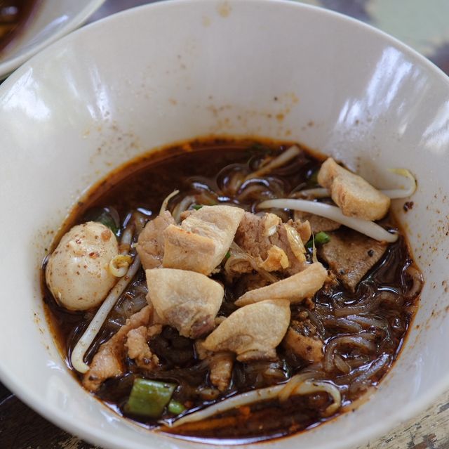 ก๋วยเตี๋ยวร้านเด็ด ก๋วยเตี๋ยวเรือในคลองอยุธยา