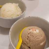 คลายร้อนกันที่ ร้าน “Itti Homemade Ice cream" 🌞🍨❄️