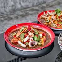 จัดจ้านลาดกระบัง! ไม่เผ็ด ไม่ขาย ส้มตำหม่องปลาแดก