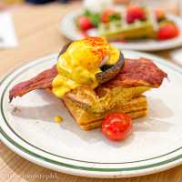 【中環｜主打多款口味Waffle  週末Brunch好推介😋】