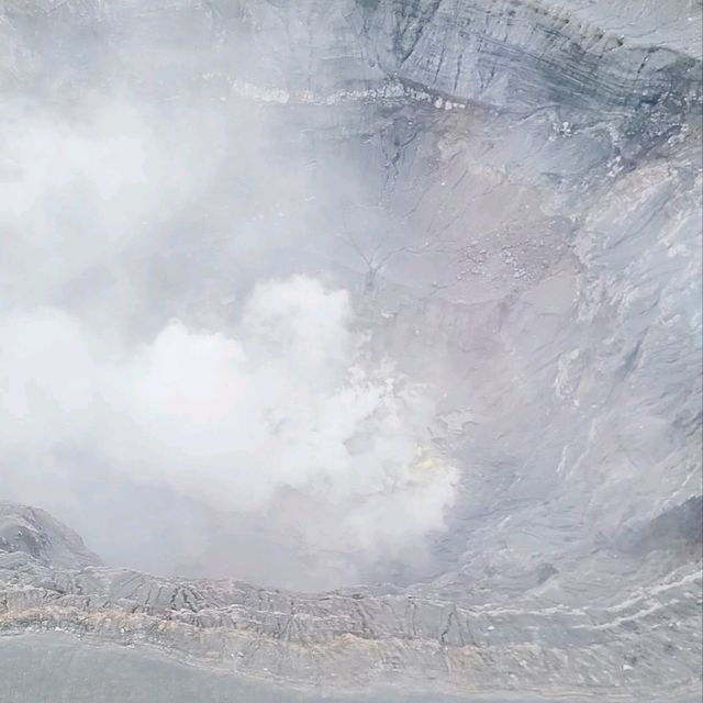 阿蘇火山直升機體驗