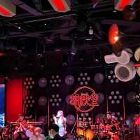人均RMB100，深圳餐廳睇演唱會🎶🎤