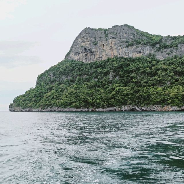 อุทยานแห่งชาติหมู่เกาะอ่างทอง
