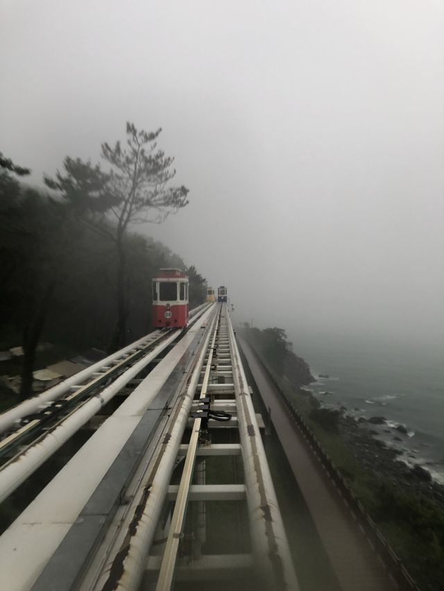 [釜山景點]不一樣的天空膠囊列車 - Blueline Park