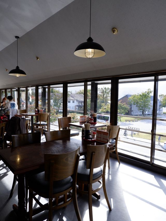 日本餐廳篇，十和田湖畔休屋吃滑蛋豬扒丼