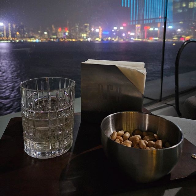 聖誕節氣氛特別濃厚的海景酒吧
