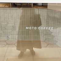 「MOTO COFFEE」：簡約風格、美味蛋糕咖啡，絕對是口碑佳的餐廳