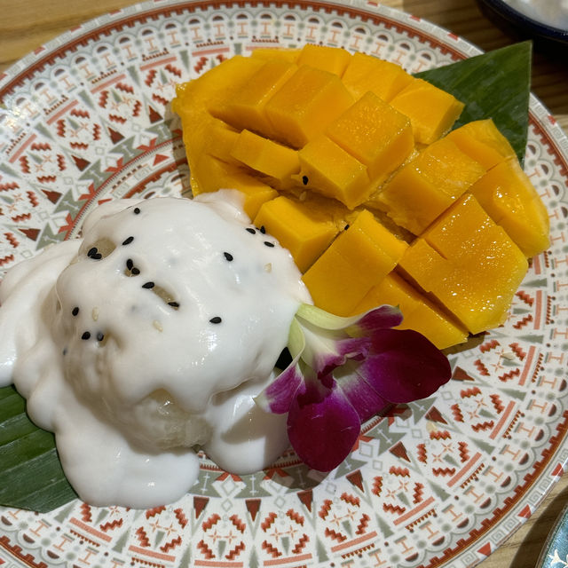 銅鑼灣泰國菜，超抵套餐+任追加小食/甜品！