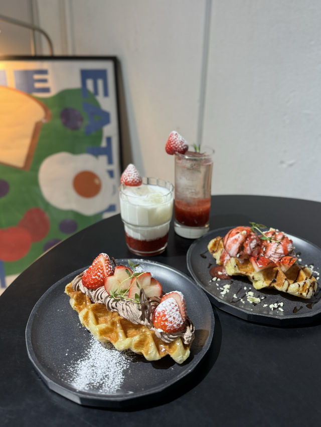 【福岡カフェ】デートにもぴったり♡雰囲気のいいカフェでいちご活🍓