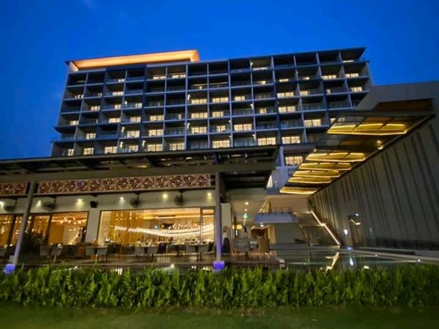 Renaissance Pattaya Resort & Spa