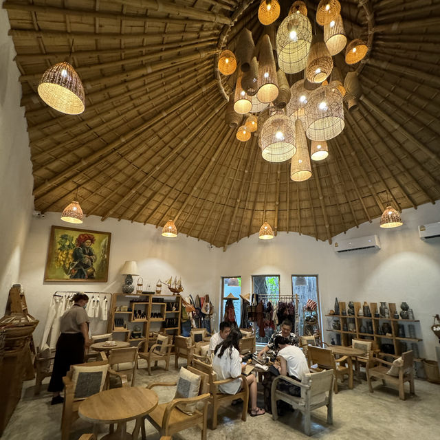 泰國清邁尼曼區精緻按摩店FahLannaSpa