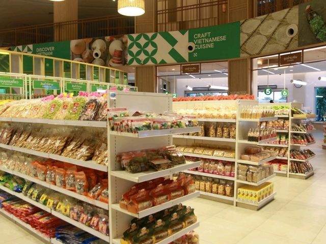 แวะทานวีทีแหนมเนือง ที่อุดรธานี