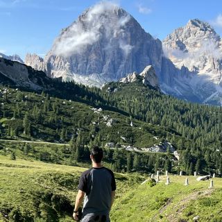 開車遊覽義大利多洛米蒂山脈