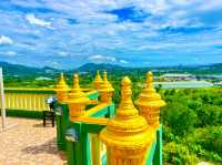สักการะพระบรมสารีริกธาตุและปิดทองหลวงพ่อโสธร