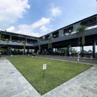 THE UPPER CLIFT | THE LARGEST CAFE IN SENTUL WITH MOUNTAIN VIEWS