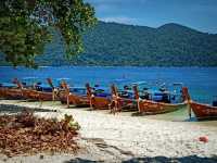 หาดทรายขาว อช.ตะรุเตา