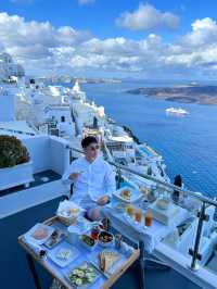 ซานโตรินี บรรยากาศของตัวเมือง Fira และ Oia