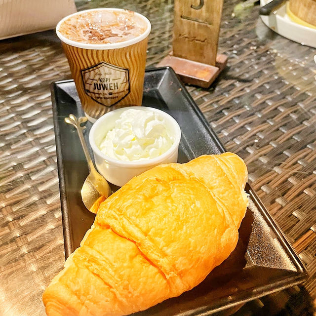 🇲🇾 Kopi Juweh: Where Coffee Dreams Come Alive!