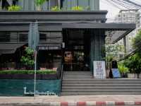 โรงแรมสุดชิคใจกลางเมือง Public House