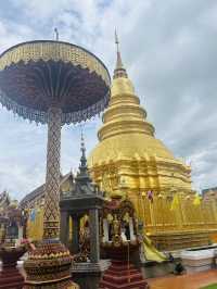 วัดพระธาตุหริภุญชัย วรมหาวิหาร  ลำพูน 