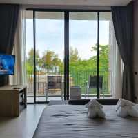 ลิปดารีสอร์ท ที่พักสไตล์ Loft ติดทะเลคลองวาฬ