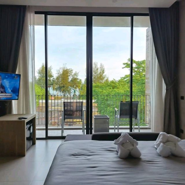 ลิปดารีสอร์ท ที่พักสไตล์ Loft ติดทะเลคลองวาฬ