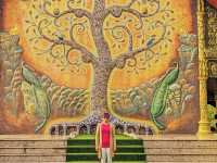 วัดสิรินธรวรารามภูพร้าว - ยลความงามวัดเรืองแสง