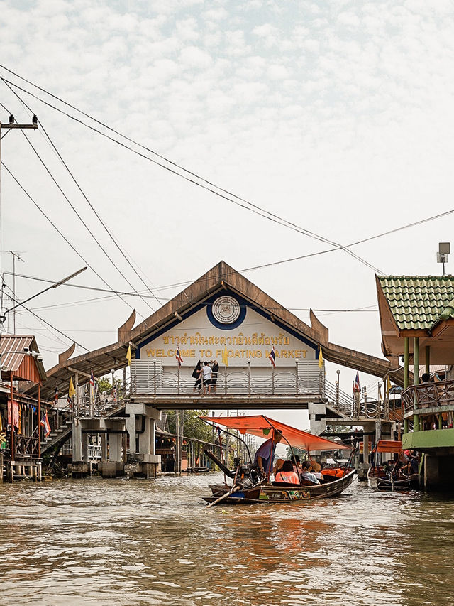 📍 Damnoen Saduak Floating Market