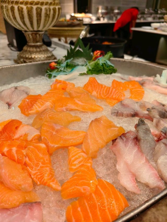 Riva Restaurant, Amazing Dining Experience that Serves Thai and International Cuisines