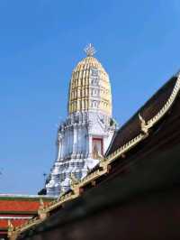 ไหว้พระพุทธชินราช วัดพระศรีรัตนมหาธาตุ พิษณุโลก