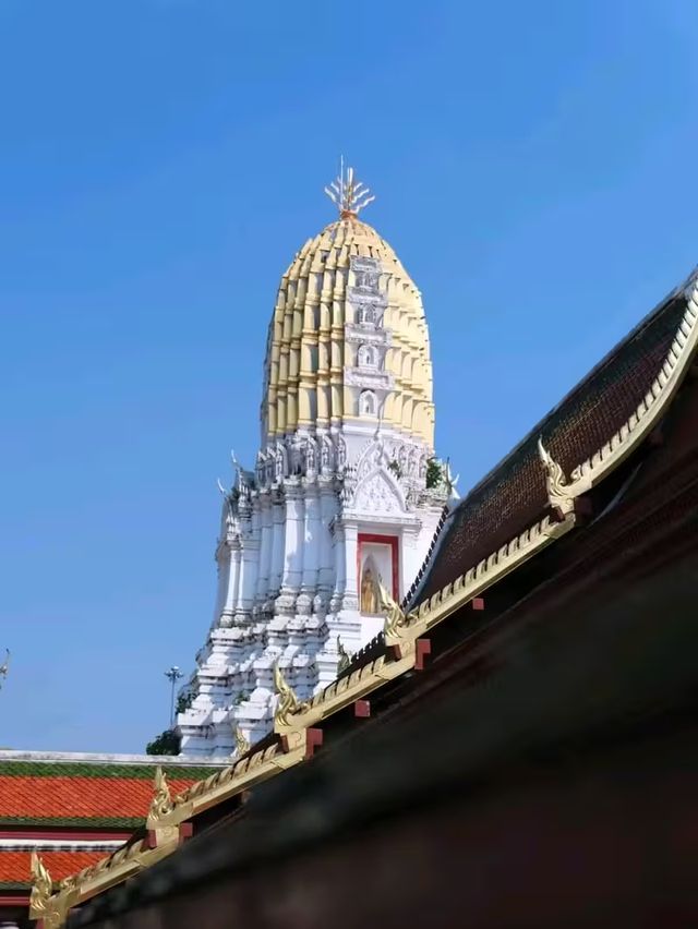 ไหว้พระพุทธชินราช วัดพระศรีรัตนมหาธาตุ พิษณุโลก