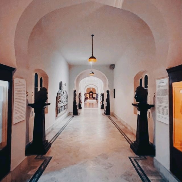 @ THE PESHAWAR MUSEUM.