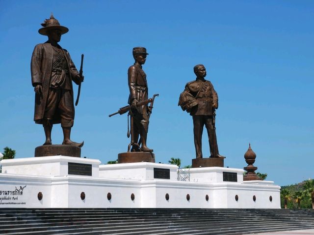 Rajabhakti Park อุทยานราชภักดิ์ หัวหิน