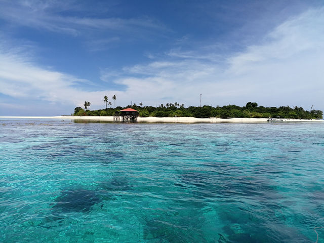 Paradise Found: A Day at Pulau Sibuan, Sabah